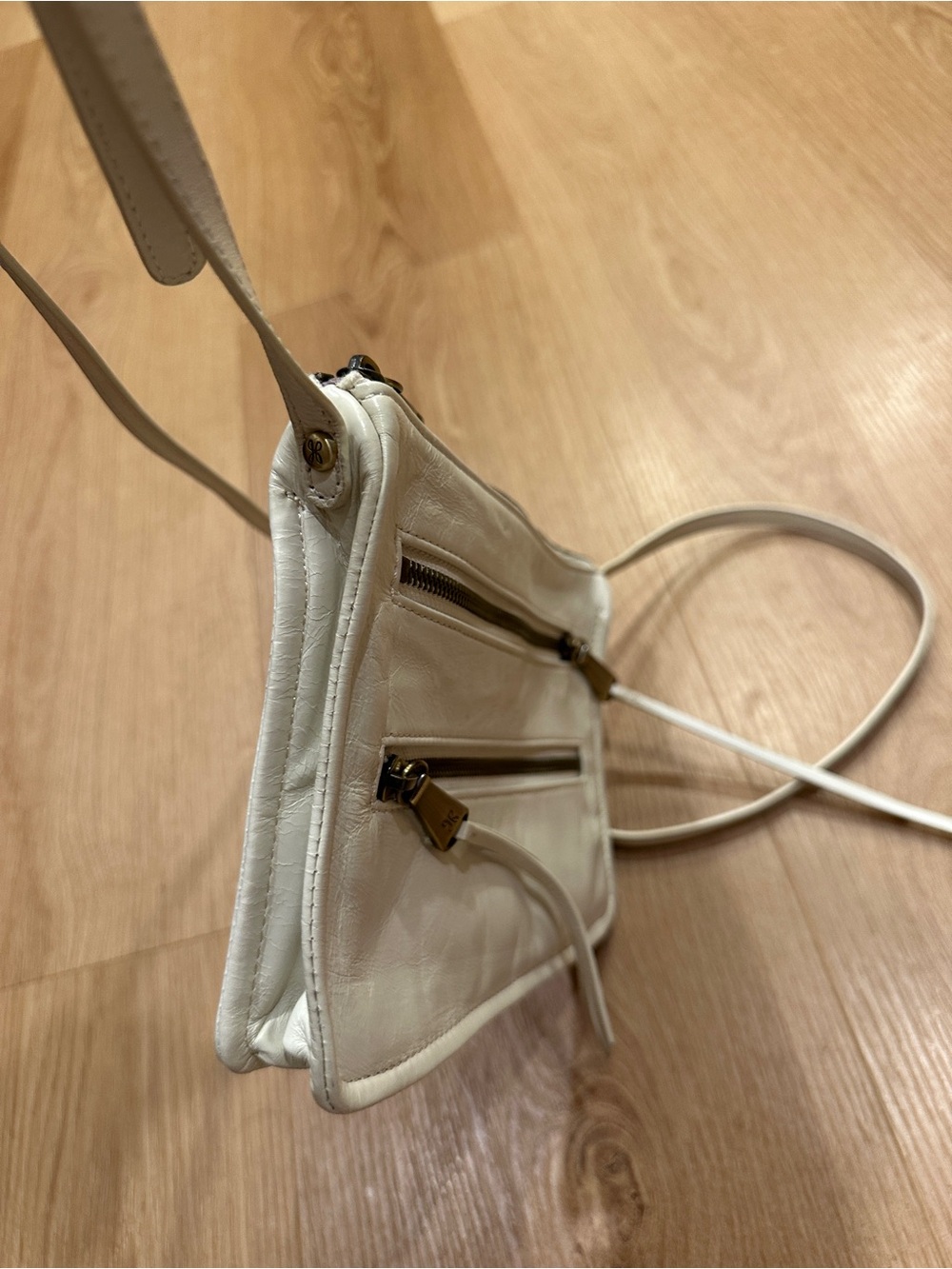 Hobo White Leather Crossbody bag - Picture 3 of 8